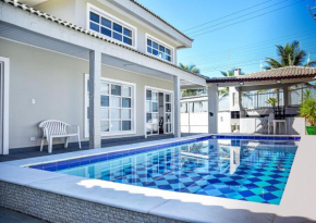 Casa beira-mar c piscina churrasq Praia Grande SP